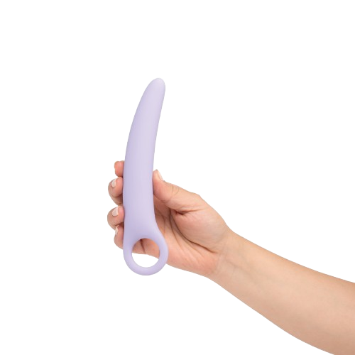 Mano sosteniendo un dilatador vaginal de silicona médica color lila | Sexpecialista Shop