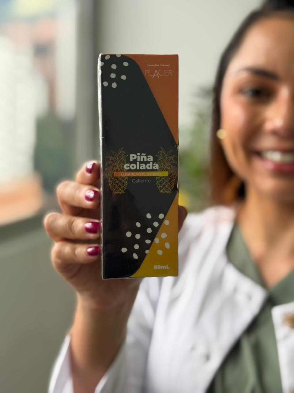 Lubricante saborizado Piña Colada (incluye juego sexual de pareja)